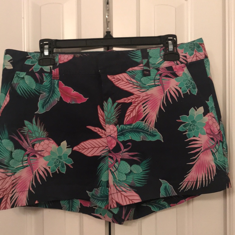 Gap shorts 10
